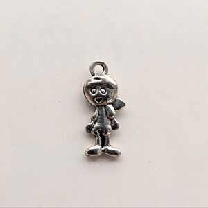 Vintage 90s Y2K Silver Tone Kid Cool Boy  Cap Collectible Bracelet Charm